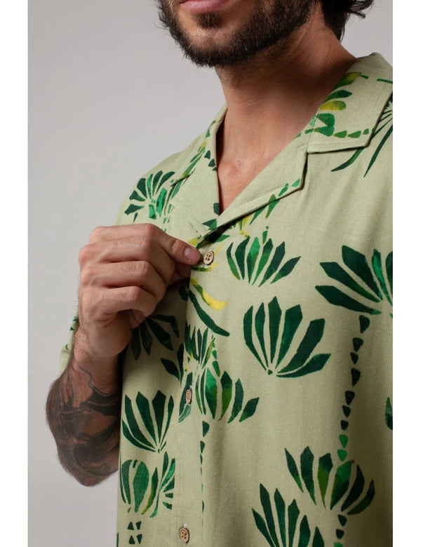 Men’s Acre Green Short-Sleeve Sport Collar Shirt