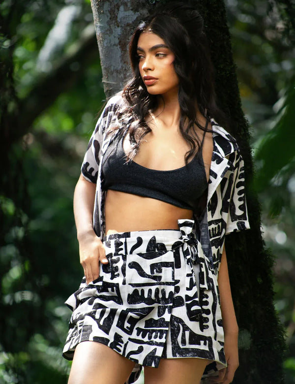 Copto Black + Pale Pink Short Sleeve Sport Collar Unisex Shirt