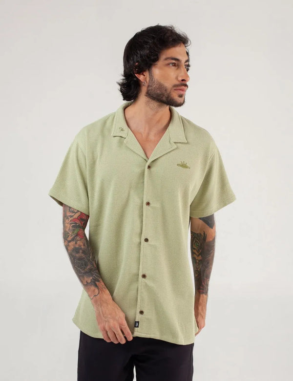 Corrientes Men's Short Sleeve Sport Collar Shirt