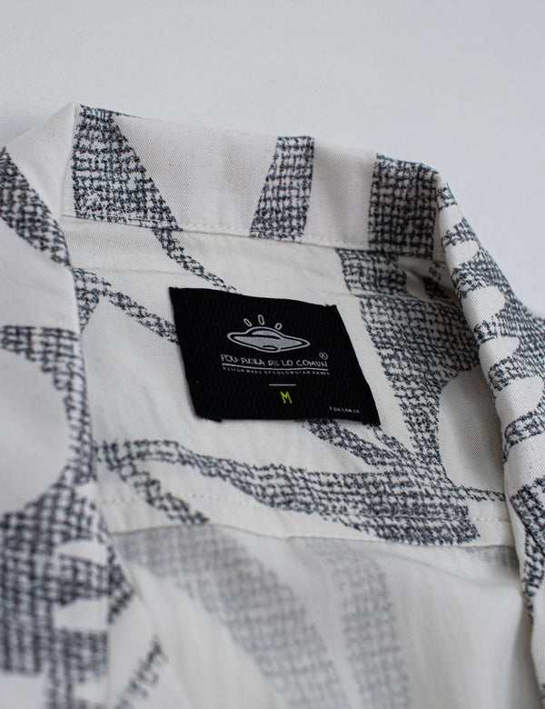 Men’s Colibri ecru + Black Short-Sleeve Sport Collar Shirt