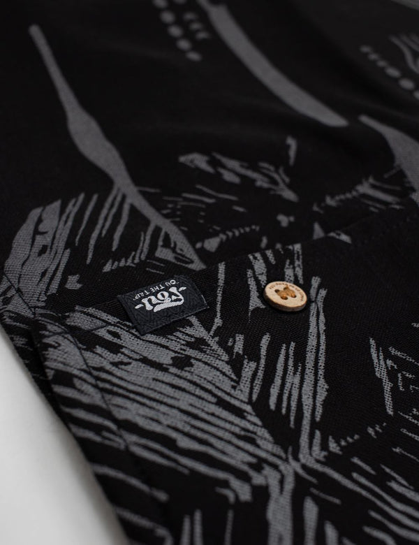 Men’s Sinestesia Black Short-Sleeve Sport Collar Shirt