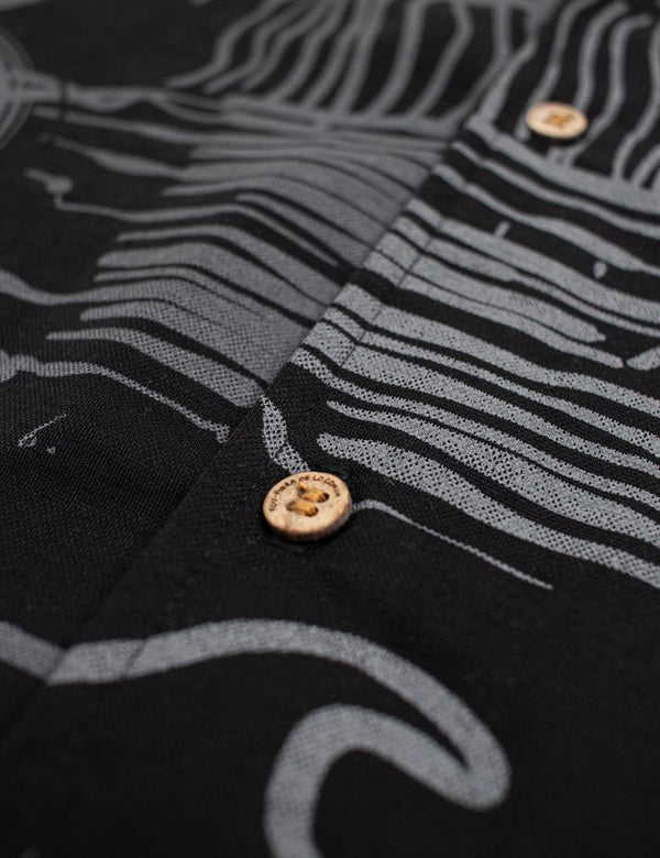 Men’s Sinestesia Black Short-Sleeve Sport Collar Shirt