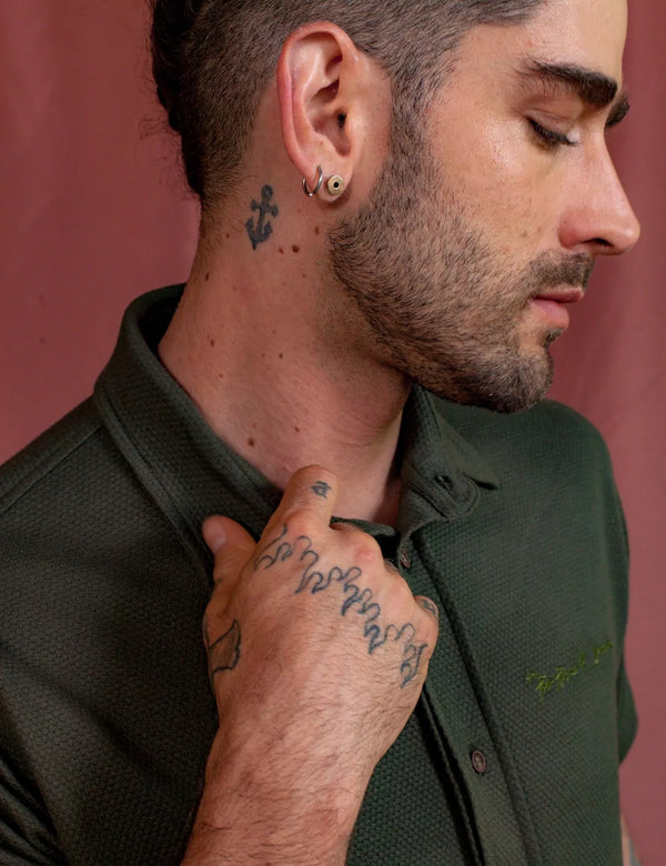 Urano Men Regular fit Green Shirt