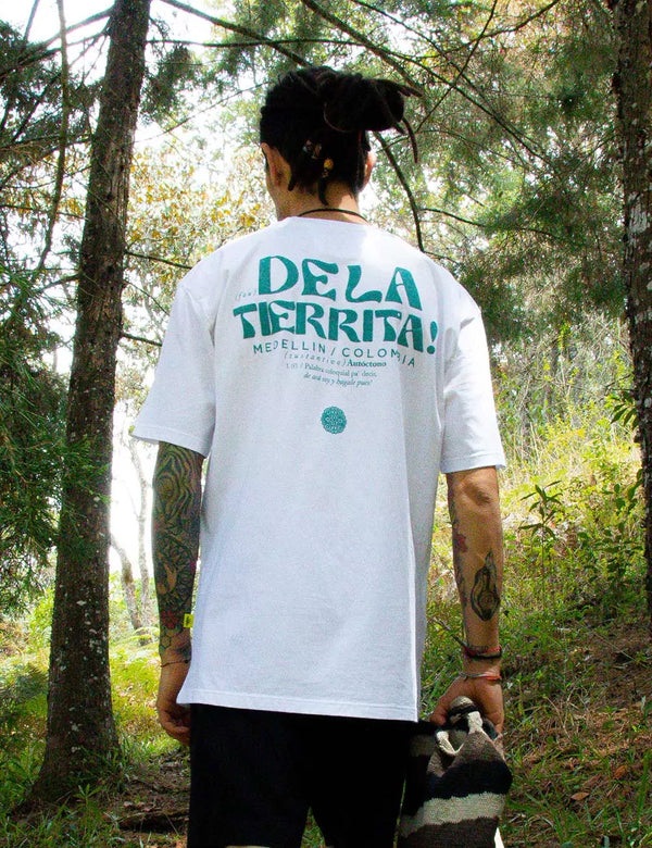De La Tierrita Men´s Oversize white T-shirt