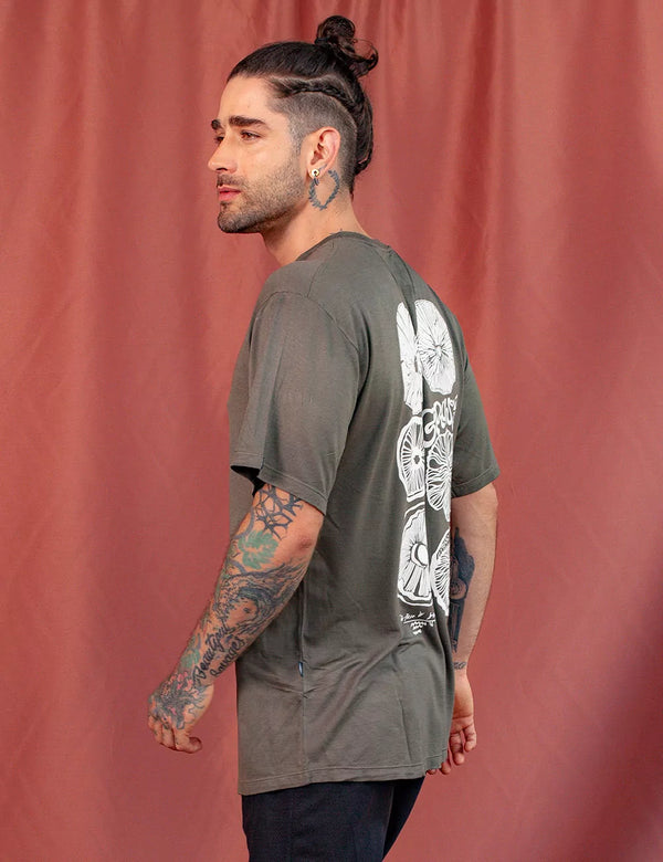 Growth Unisex Oversize Military Green T-Shirt