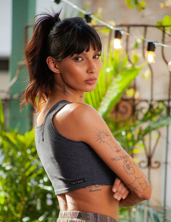 Peaceful Women´s Gray Crop Top