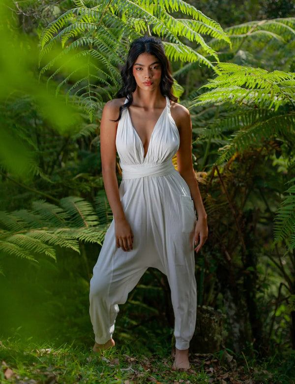 Mooring Women's off white Adjustable Straps Jumper