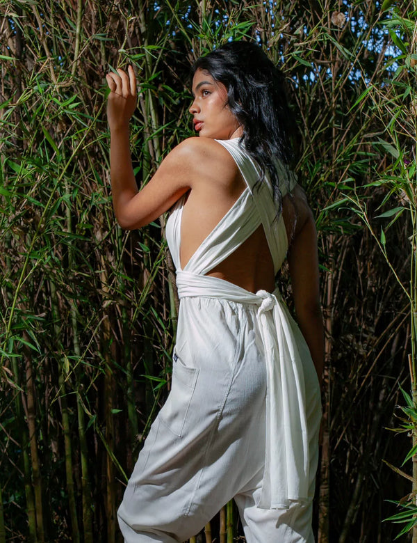 Mooring Women's off white Adjustable Straps Jumper