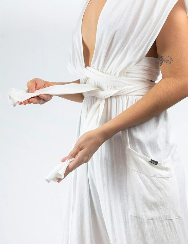 Mooring Women's off white Adjustable Straps Jumper