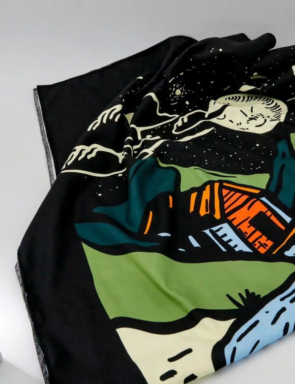 Microfiber Travel Towel 93 x 1.43 Simple Night Life