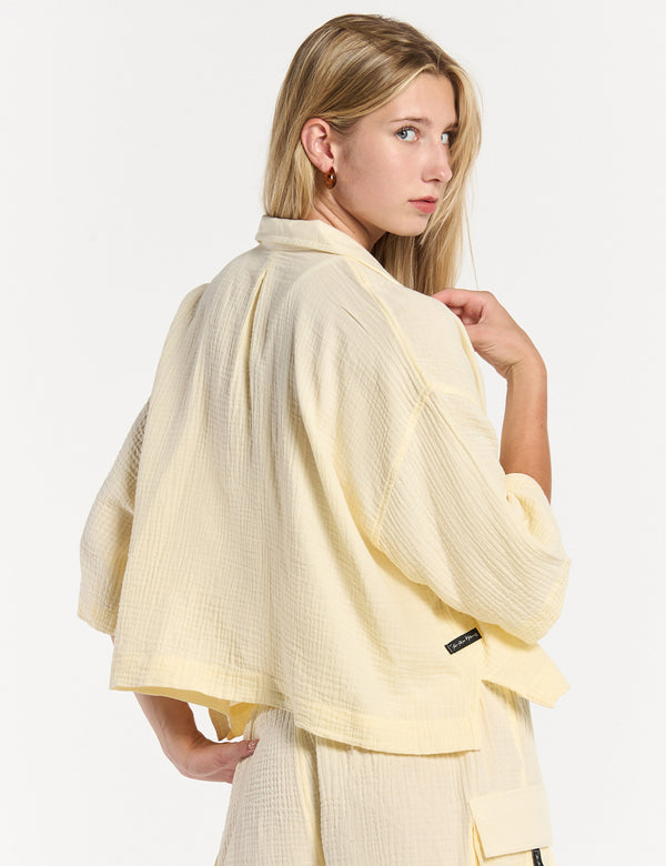 Women's Short-Sleeved Sport Collar Shirt, Pastel Yellow Sun