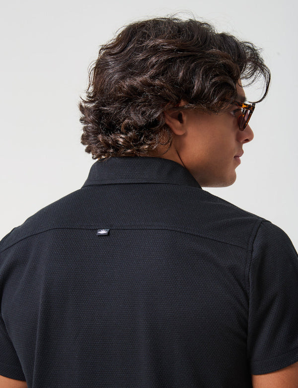 Azabache Men Regular Fit black Shirt