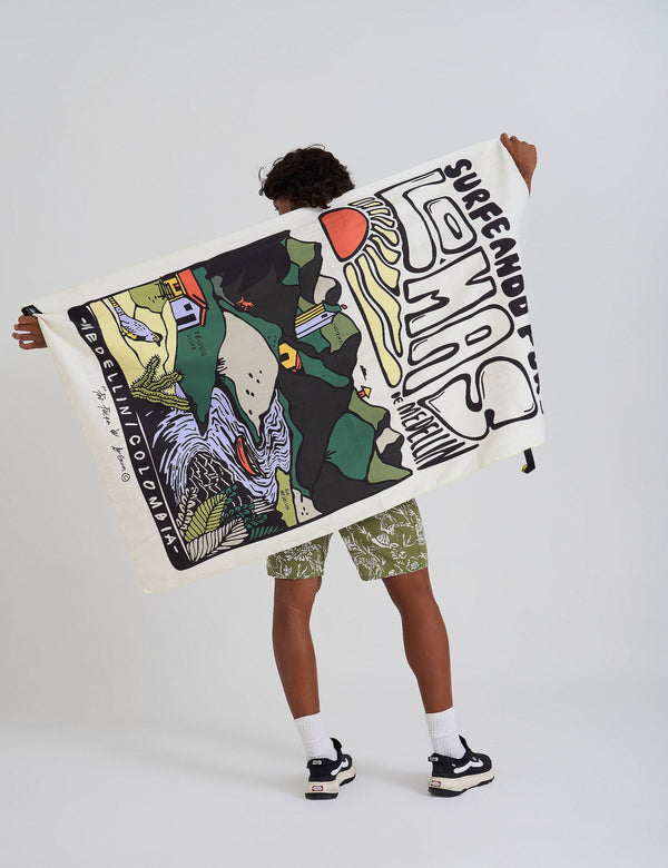 Microfiber Travel Towel 93 x 1.43 Surfing the Lomas of Medellín