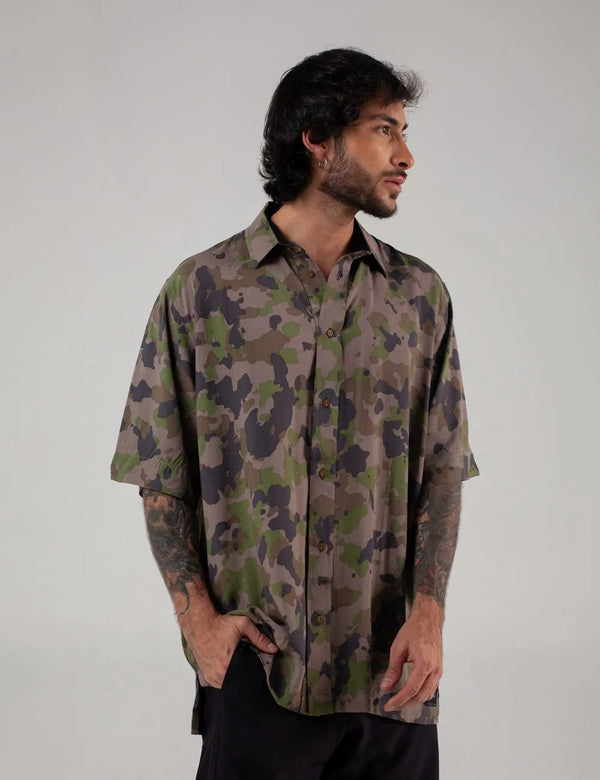 Yowie Men Oversize Military Green Shirt