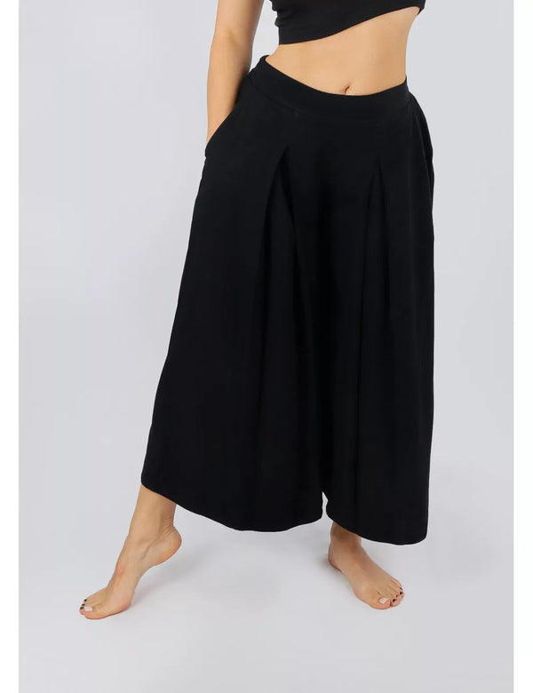 Vanta Women's Culottes Pants